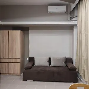 https://historical-center-studios-ladadika-thessaloniki-1.hotels-of-thessaloniki.com